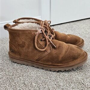 UGG Women’s Neumel Boot, 9